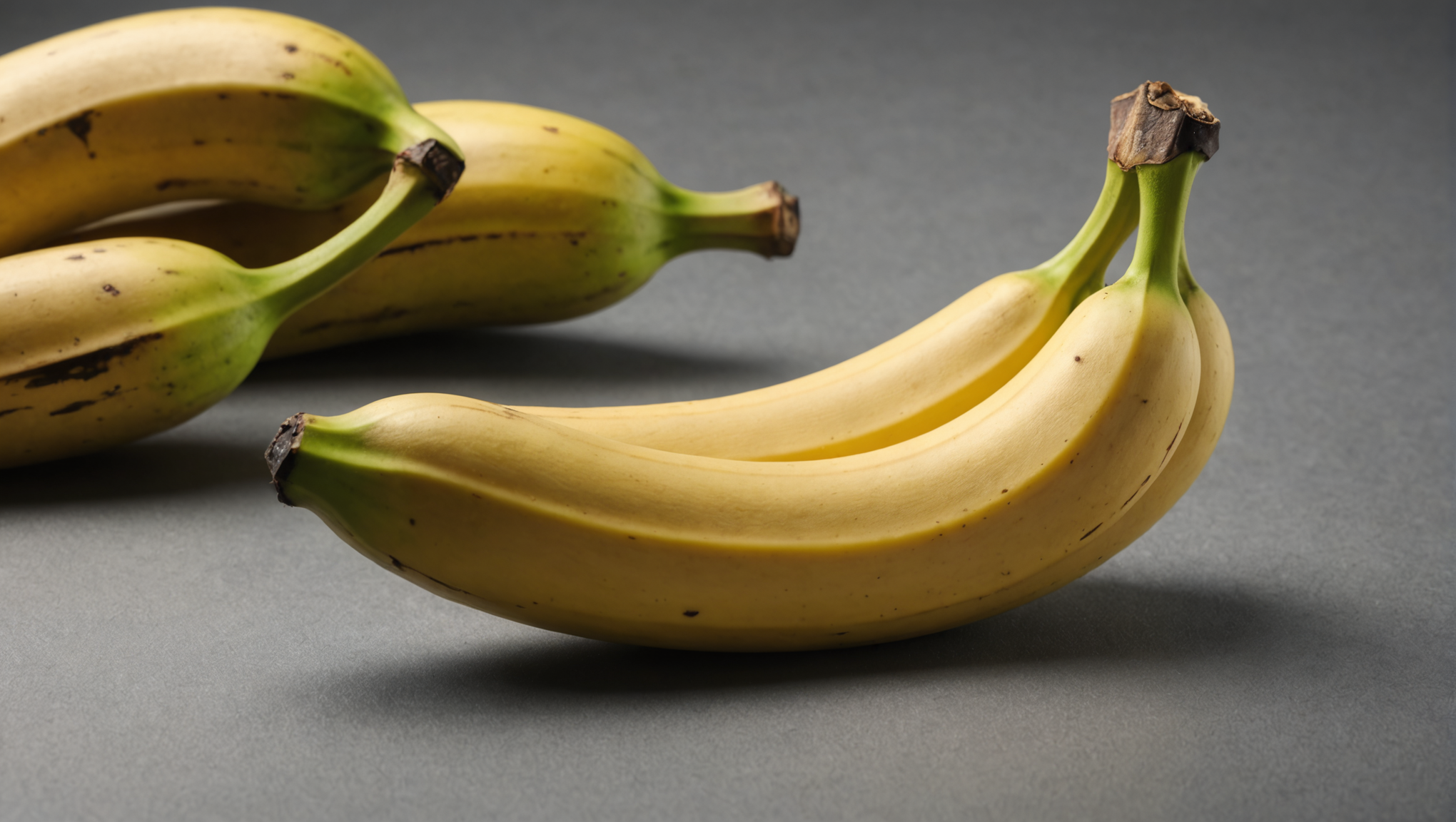 découvrez la quantité de calories dans une banane et ses bienfaits pour la santé. tout savoir sur la valeur énergétique de ce fruit délicieux !